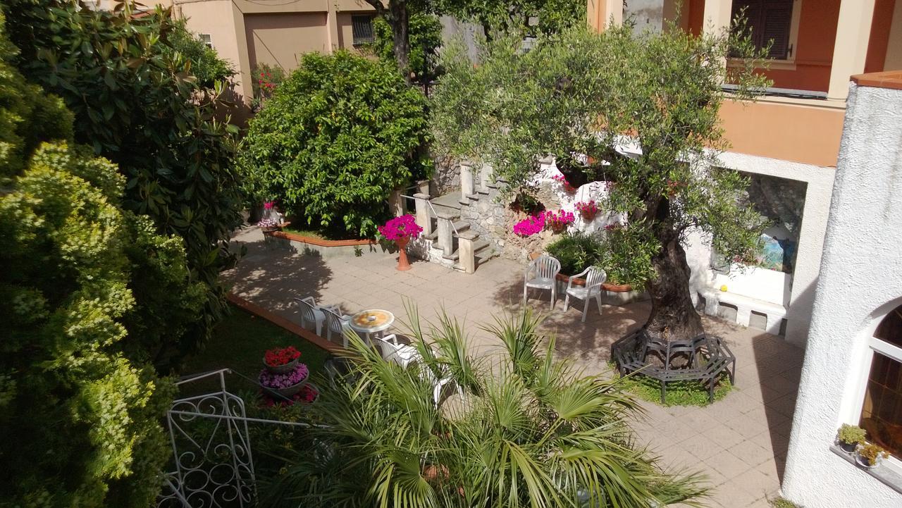 Orchidea Residence Hotel Finale Ligure Dış mekan fotoğraf