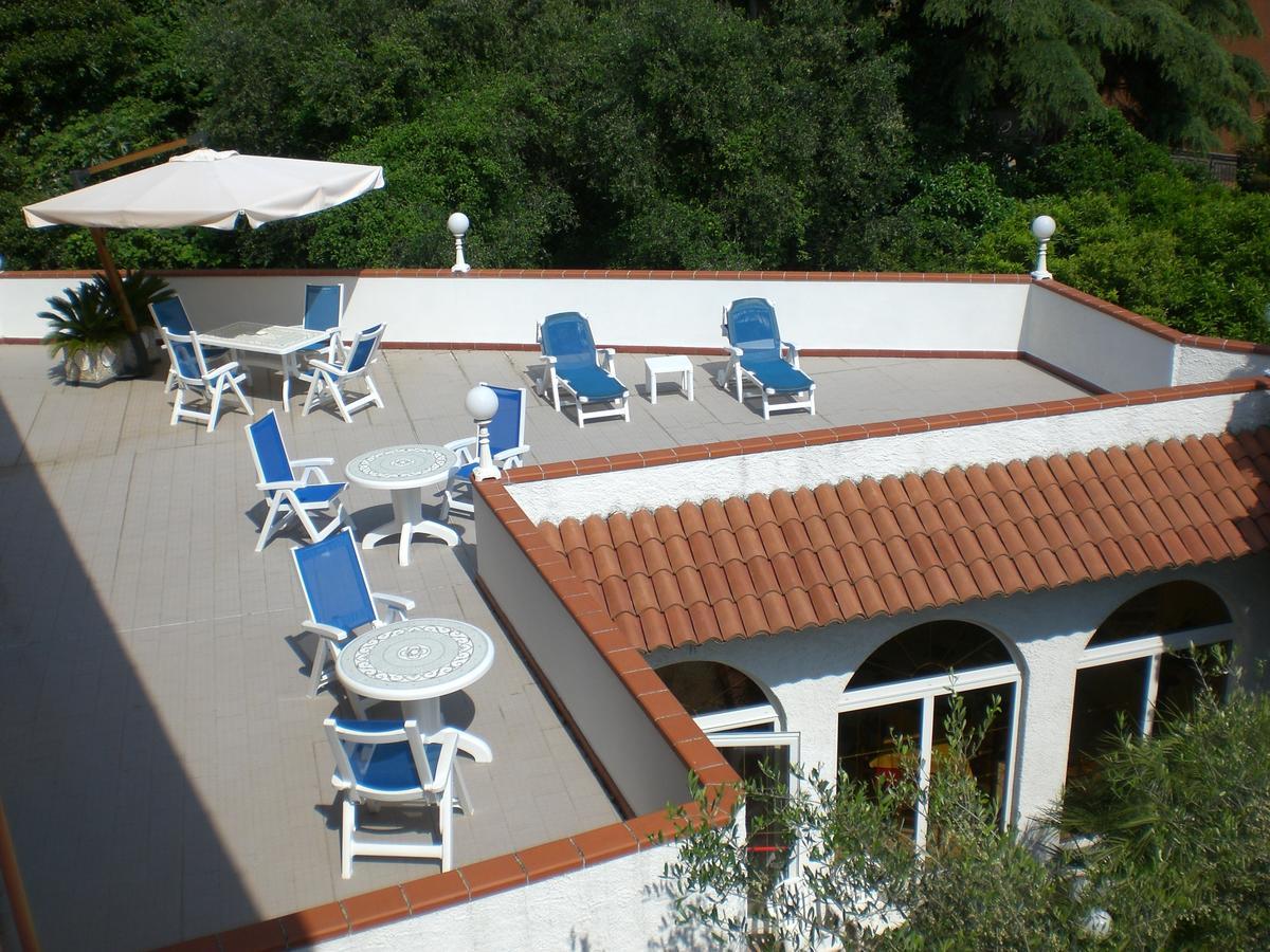 Orchidea Residence Hotel Finale Ligure Dış mekan fotoğraf